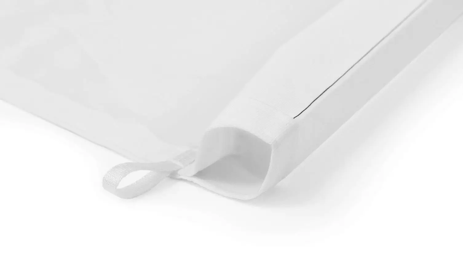 Mit Hohlsaum (für Ausleger) Mit Hohlsaum (für Ausleger)