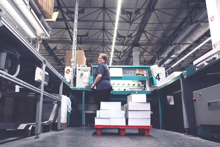 Ausbildung zum Medientechnologen Druckverarbeitung bei SAXOPRINT (10)