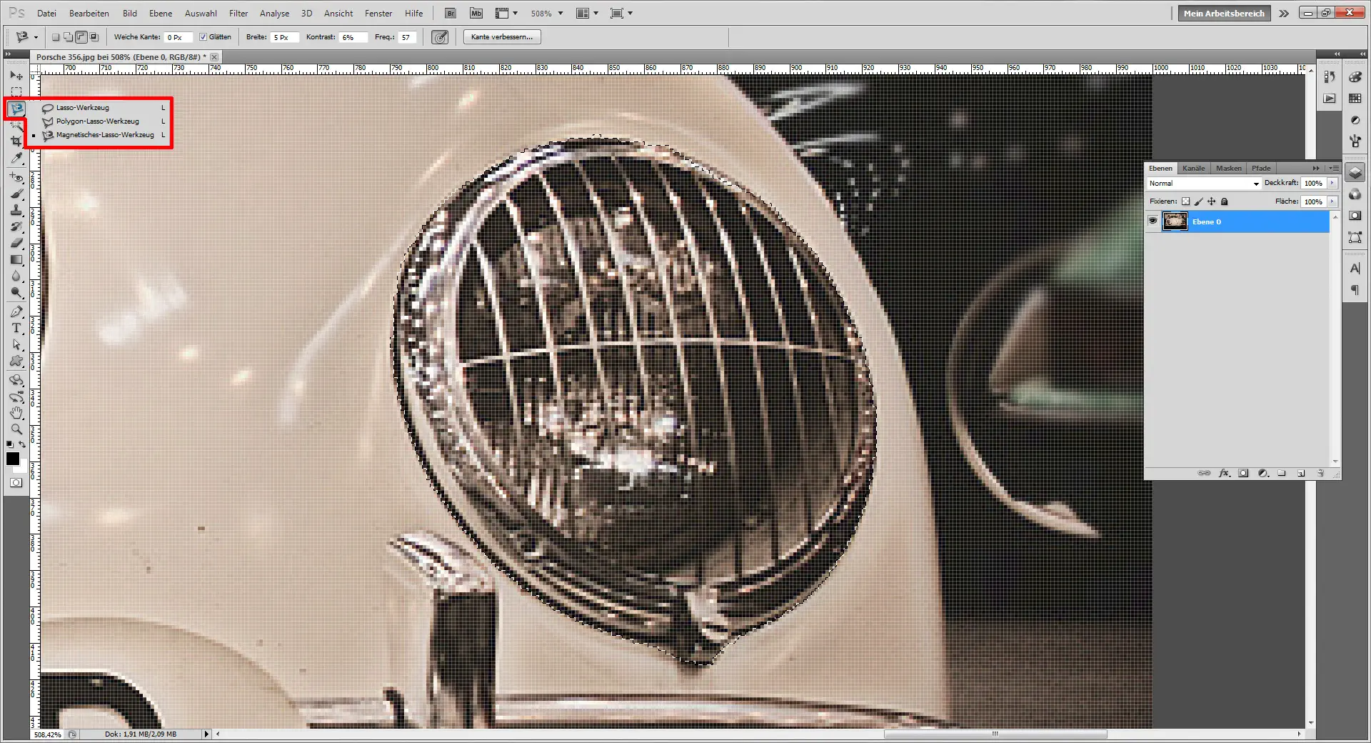 Photoshop Tutorial: Scheinwerfer eines weißen Porsche Autos