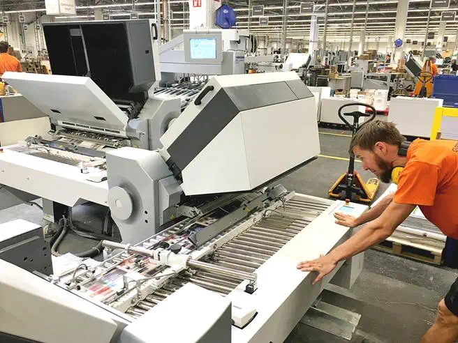 SAXONEWS Mitarbeiterzeitschrift Weiterverarbeitung (02)