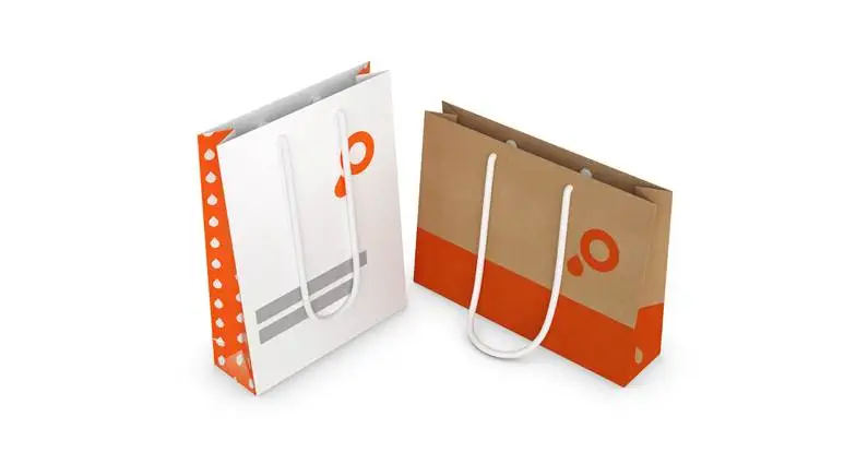 Papiertragetasche mit Stoffkordel Papiertragetasche mit Stoffkordel