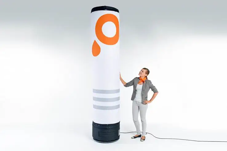 Werbetechnik – Einzelteile eines Leuchtschildes